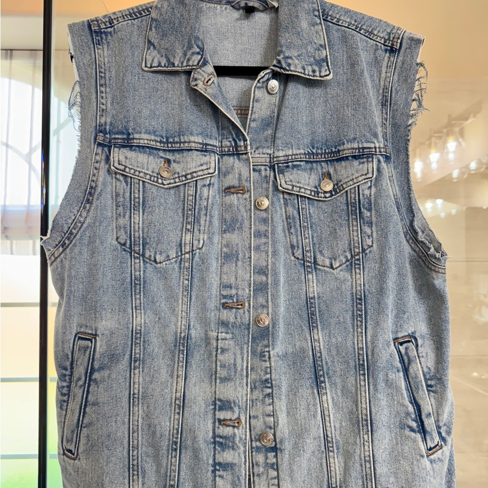 H&M Divided Blue Sleeveless Denim Distressed Vest